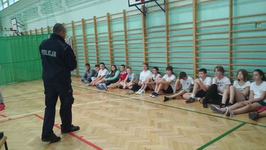 Z dzielnicowym o dopalaczach Z dzielnicowym o dopalaczach