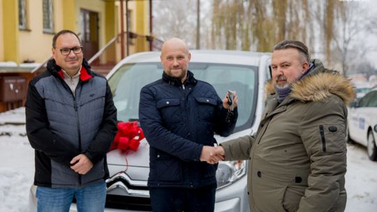 Z mikołajowym prezentem do podopiecznych placówki Przystań