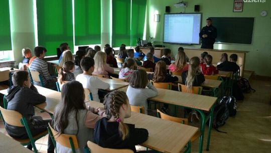 Z policjantami o bezpieczeństwie w sieci