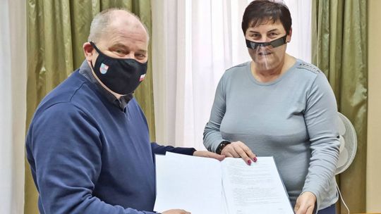 Z Suchedniowa do Tokarni. Zabytkowy dworek trafi do skansenu