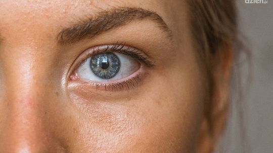 Zadbaj o skórę, włosy i paznokcie dzięki skarbom z apteki internetowej!