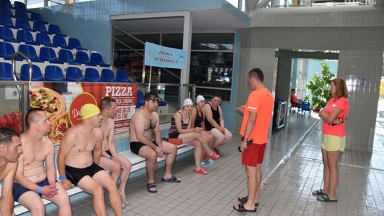 Zajęcia rehabilitacyjne na basenie 