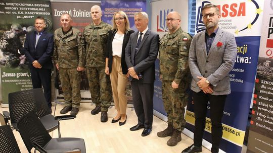 Zakończono szkolenia proobronne dla młodzieży szkolnej