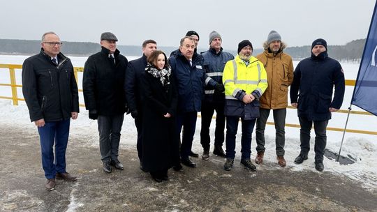 Zalew w Cedzynie: po miesiącach prac jest finał. Co z kąpielami latem?