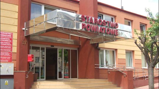 Zdalna praca w ostrowieckim starostwie 