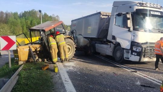 Zdarzenie drogowe w Sulisławicach w powiecie sandomierskim