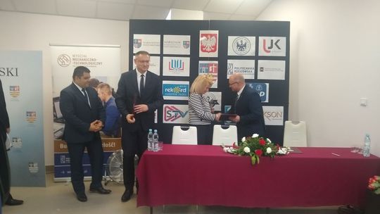 Zespół Szkół w Ożarowie przykładem dla innych