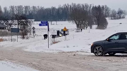 Złe warunki na drogach. Rano drogi były nieprzejezdne. 