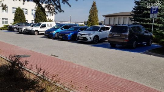 Zmodernizowano parking przy Wojewódzkim Szpitalu Zespolonym w Kielcach