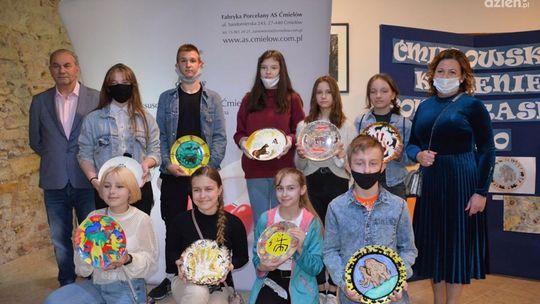 Znaki prehistorii na... porcelanie