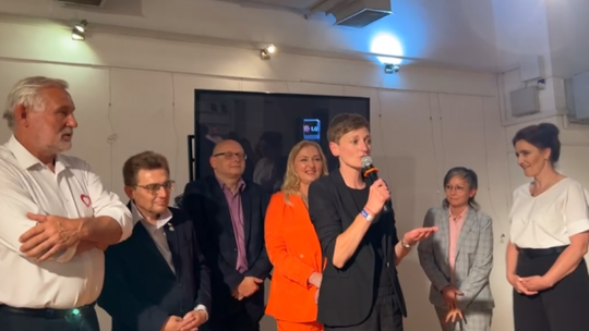 Znamy wyniki exit poll. KO wygrywa w kraju, a PiS w regionie