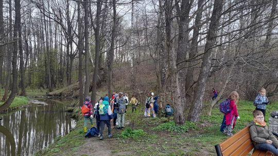 ZS im. J. Verne'a zadbał o czystość wokół Silnicy i Zalewu Kieleckiego