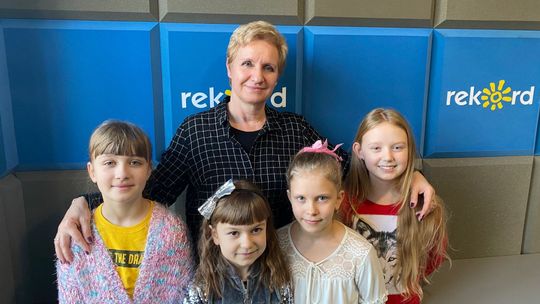 Życzenia i piosenka od "Wiolinek" dla babć i dziadków 