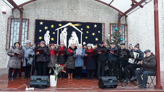 Życzenia, opłatek, kolędy i wigilijne specjały