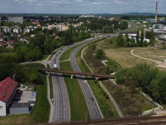 Duże zmiany na ul. Łódzkiej w Kielcach. To początek ważnego etapu budowy S74