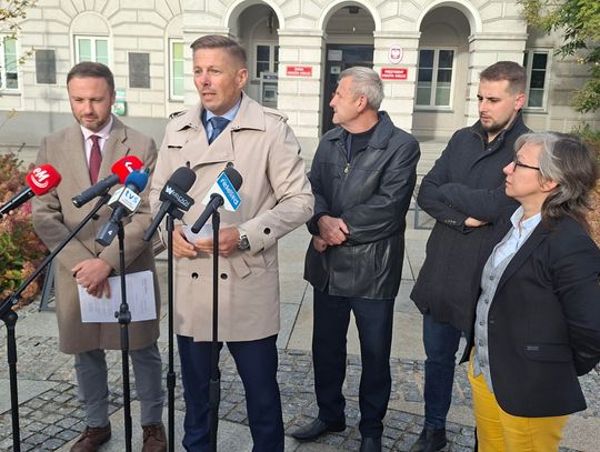 KO chce odwołać Jakubczyka. Przewodniczący zapowiada głosowanie, jeśli radni zbiorą 13 głosów