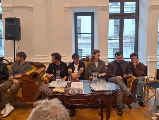 „Księżyc nad Buffalo” – komediowy żywioł na scenie. Za nami konferencja prasowa
