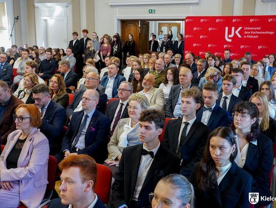 Nowy rok akademicki na Uniwersytecie Jana Kochanowskiego oficjalnie zainaugurowany