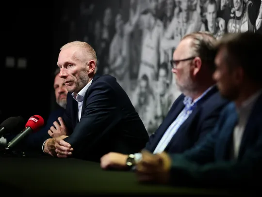 OFICJALNIE: Karol Bielecki nowym prezesem Industrii Kielce