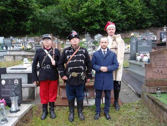 Pamięć o bitwie pod Bobrzą wciąż żywa. Uroczystości w Ćmińsku