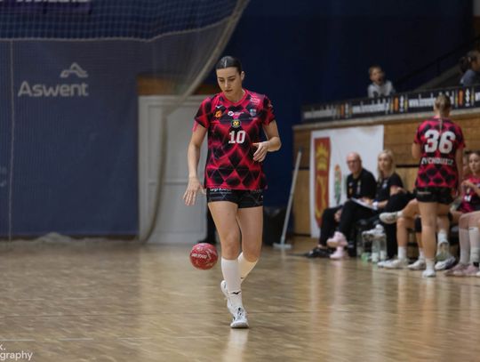 Pewne zwycięstwo „Koroneczek” przed własną publicznością. Korona Handball Kielce 31:18 UKS Dziewiątka Legnica