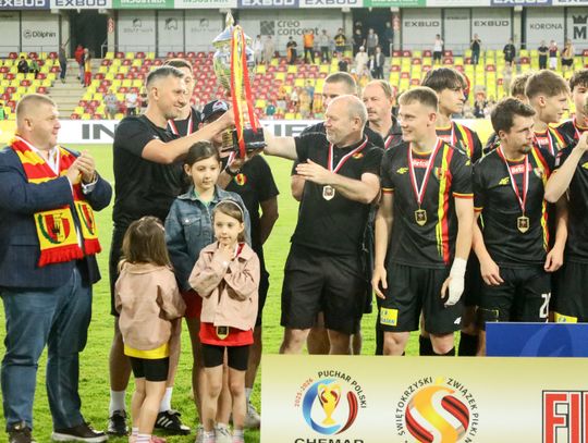 Rezerwy Korony Kielce triumfują w finale Okręgowego Pucharu Polski Rezerwy Korony Kielce triumfują w finale Okręgowego Pucharu Polski