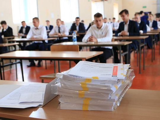 Świętokrzyscy maturzyści w krajowej czołówce. Ponad 83% zdało egzamin już w pierwszym terminie