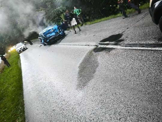 Tragiczny wypadek na trasie Kielce–Zagnańsk. Nie żyje 51-letni pasażer