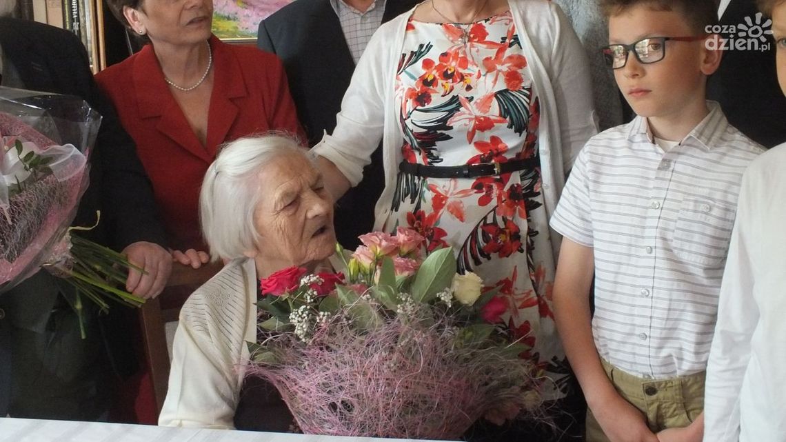 100 lat dla pani Władysławy to za mało! 100 lat dla pani Władysławy to za mało!