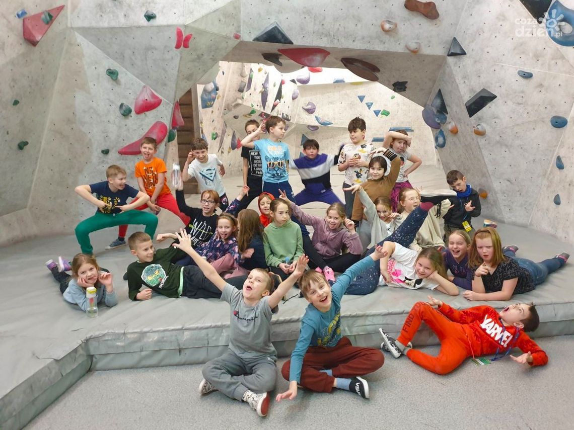 11 grudnia ruszają zapisy na Zimowe Półkolonie Sportowe z MOSiR-em 11 grudnia ruszają zapisy na Zimowe Półkolonie Sportowe z MOSiR-em