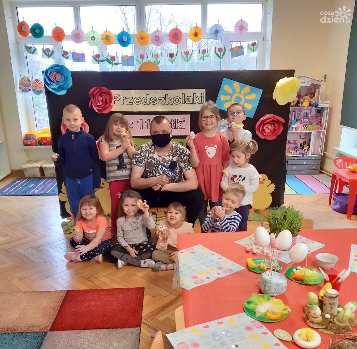 11-stka na fali 89.6 FM: Na święta malowana jest pisanka, w poniedziałek będą mokre ubranka! 11-stka na fali 89.6 FM: Na święta malowana jest pisanka, w poniedziałek będą mokre ubranka!