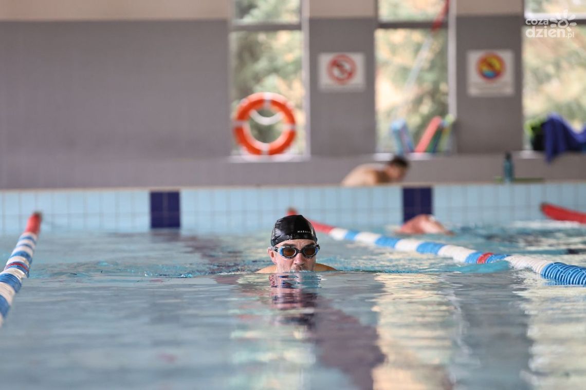 111 kilometrów w wodzie! Maraton pływacki w pływalni "Foka" 111 kilometrów w wodzie! Maraton pływacki w pływalni "Foka"