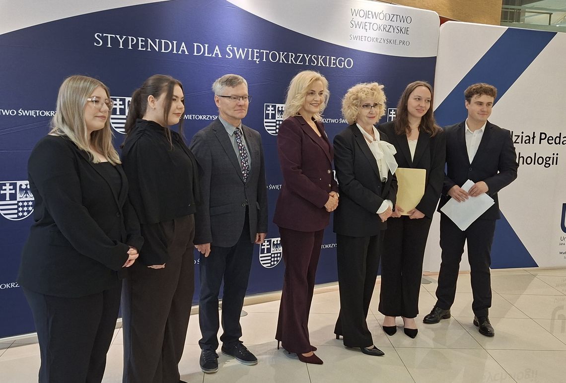 200 studentów pierwszego roku może ubiegać się o stypendium w wysokości 1500 zł miesięcznie