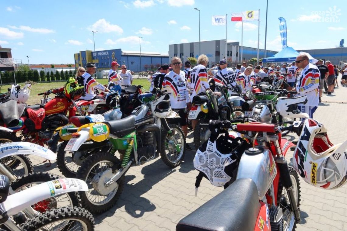 200 zawodników z 17 krajów przyjechało do Piekoszowa 200 zawodników z 17 krajów przyjechało do Piekoszowa