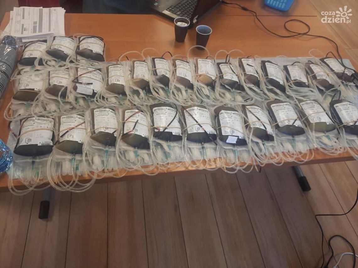 33 litry krwi dla młodego wojownika 33 litry krwi dla młodego wojownika