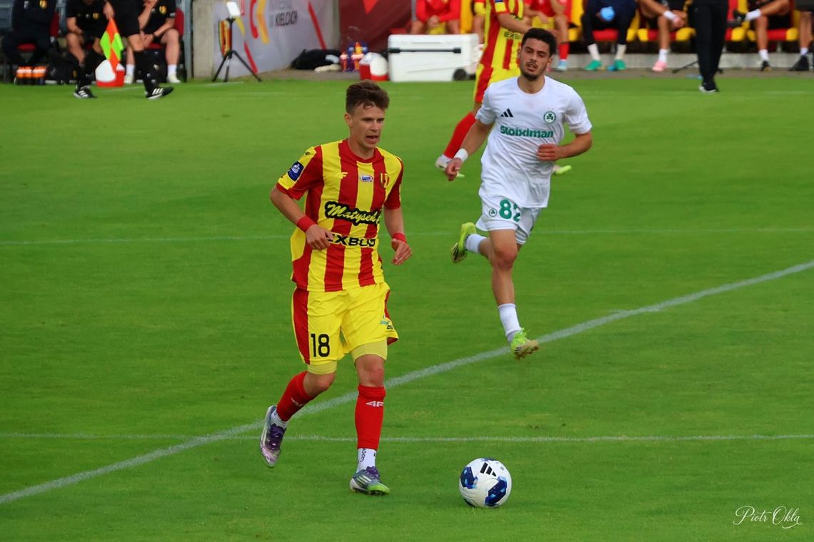 Mało okazji i brak bramek w sparingu przy Ściegiennego. Korona Kielce 0:0 Omonia Nikozja Mało okazji i brak bramek w sparingu przy Ściegiennego. Korona Kielce 0:0 Omonia Nikozja
