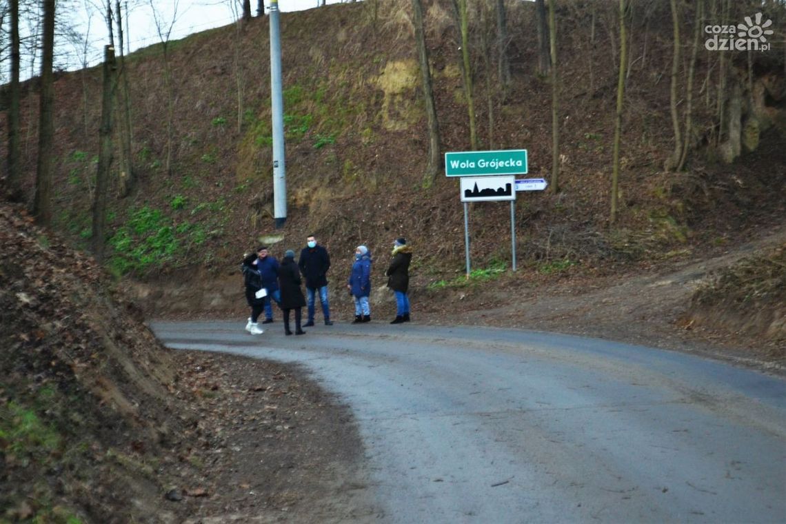400 metrów szczęścia. Mieszkańcy Woli Grójeckiej doczekali się! 400 metrów szczęścia. Mieszkańcy Woli Grójeckiej doczekali się!