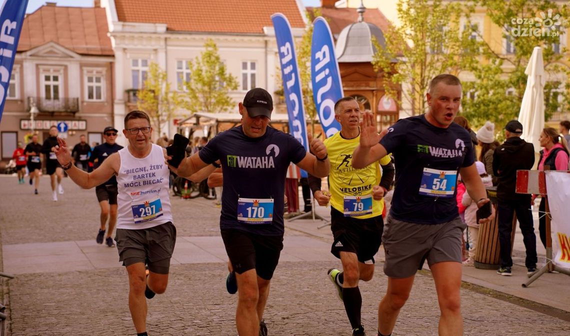 400 osób na starcie 13. Kieleckiej Dychy