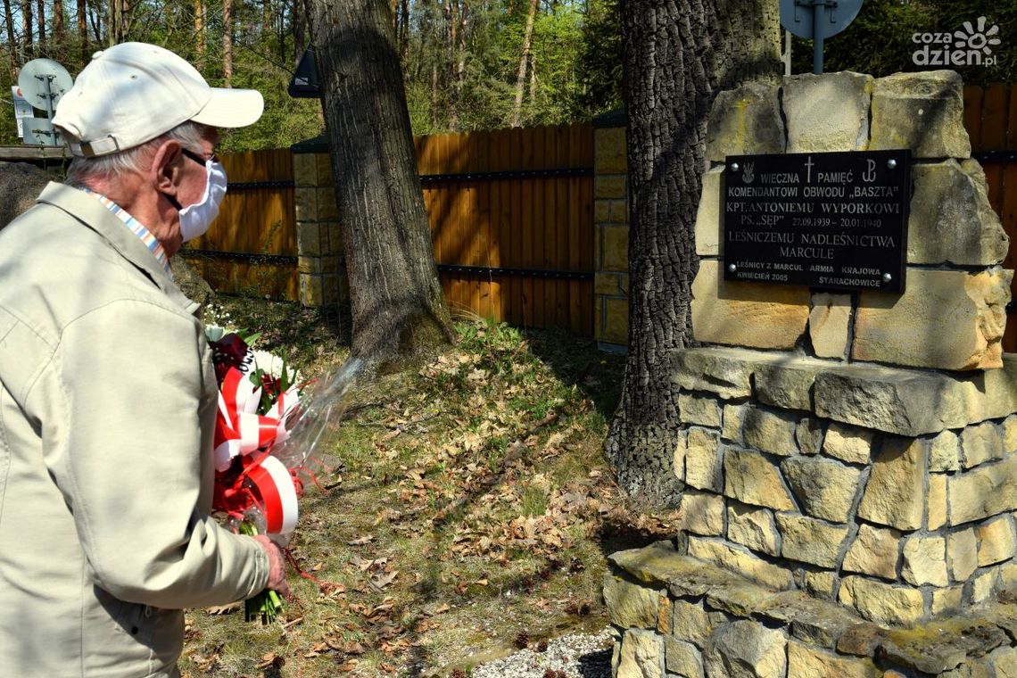 76 rocznica rozbicia niemieckiej straży leśnej w Marculach 76 rocznica rozbicia niemieckiej straży leśnej w Marculach