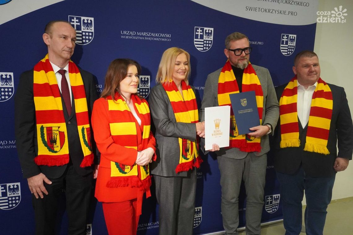 800 tysięcy złotych dla Korony Kielce na promocję regionu poprzez sport 800 tysięcy złotych dla Korony Kielce na promocję regionu poprzez sport