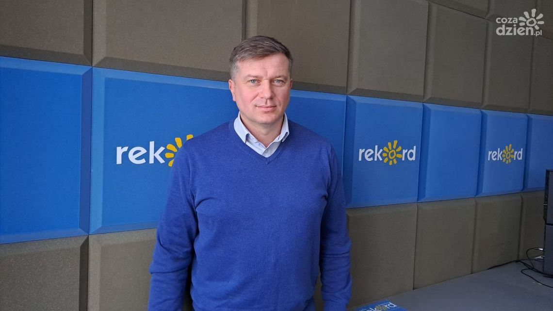 A. Bąk: W przyszłorocznym budżecie województwa aż połowa wydatków przeznaczona jest na utrzymanie urzędu A. Bąk: W przyszłorocznym budżecie województwa aż połowa wydatków przeznaczona jest na utrzymanie urzędu