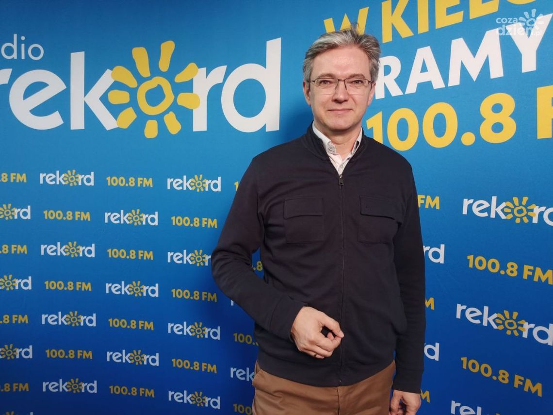 A. Jarubas: Społeczeństwo manipulowane jest informacjami o migrantach