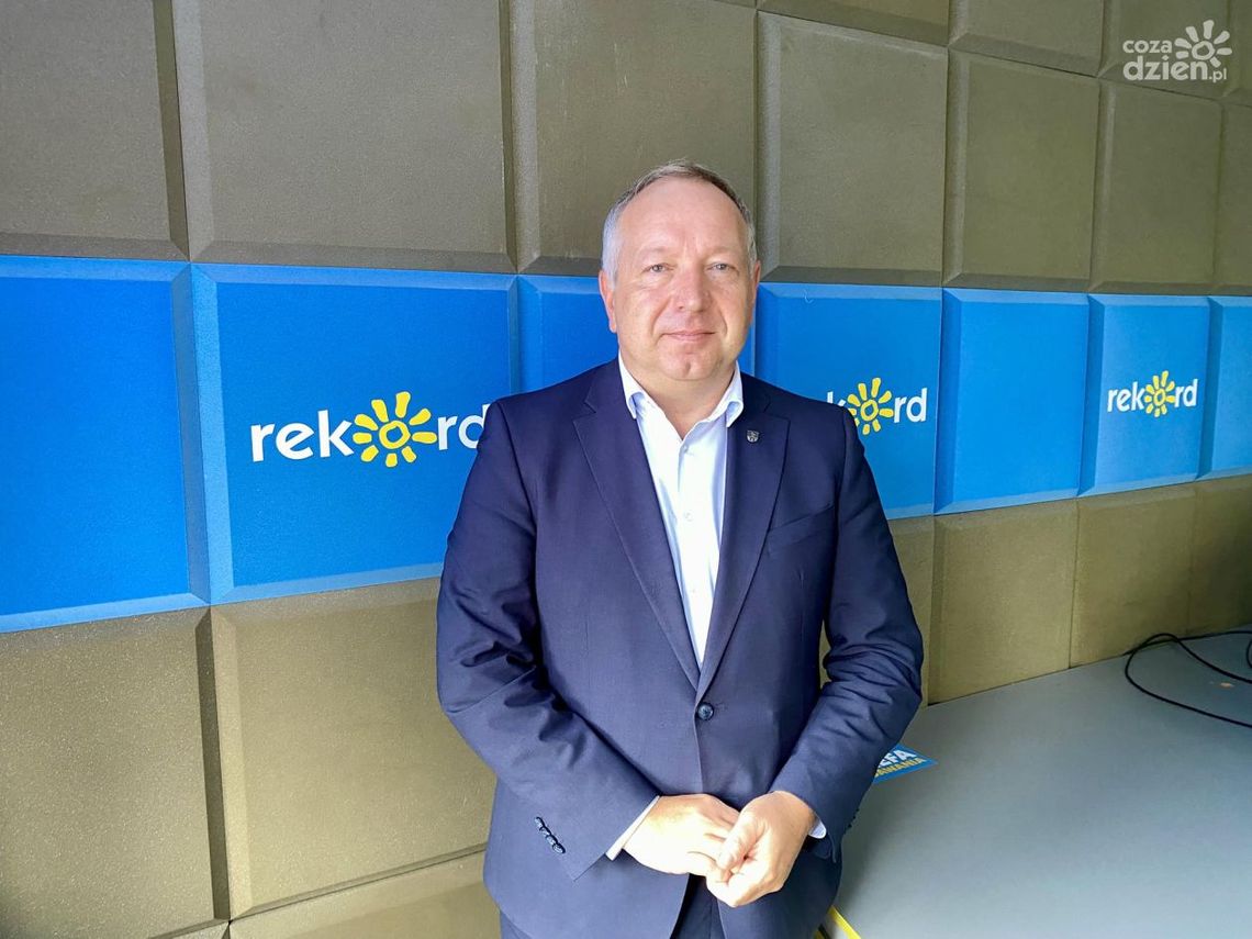 A. Łakomiec: Ostrowiec się zmienia - inwestujemy tam, gdzie mieszkańcy tego potrzebują A. Łakomiec: Ostrowiec się zmienia - inwestujemy tam, gdzie mieszkańcy tego potrzebują