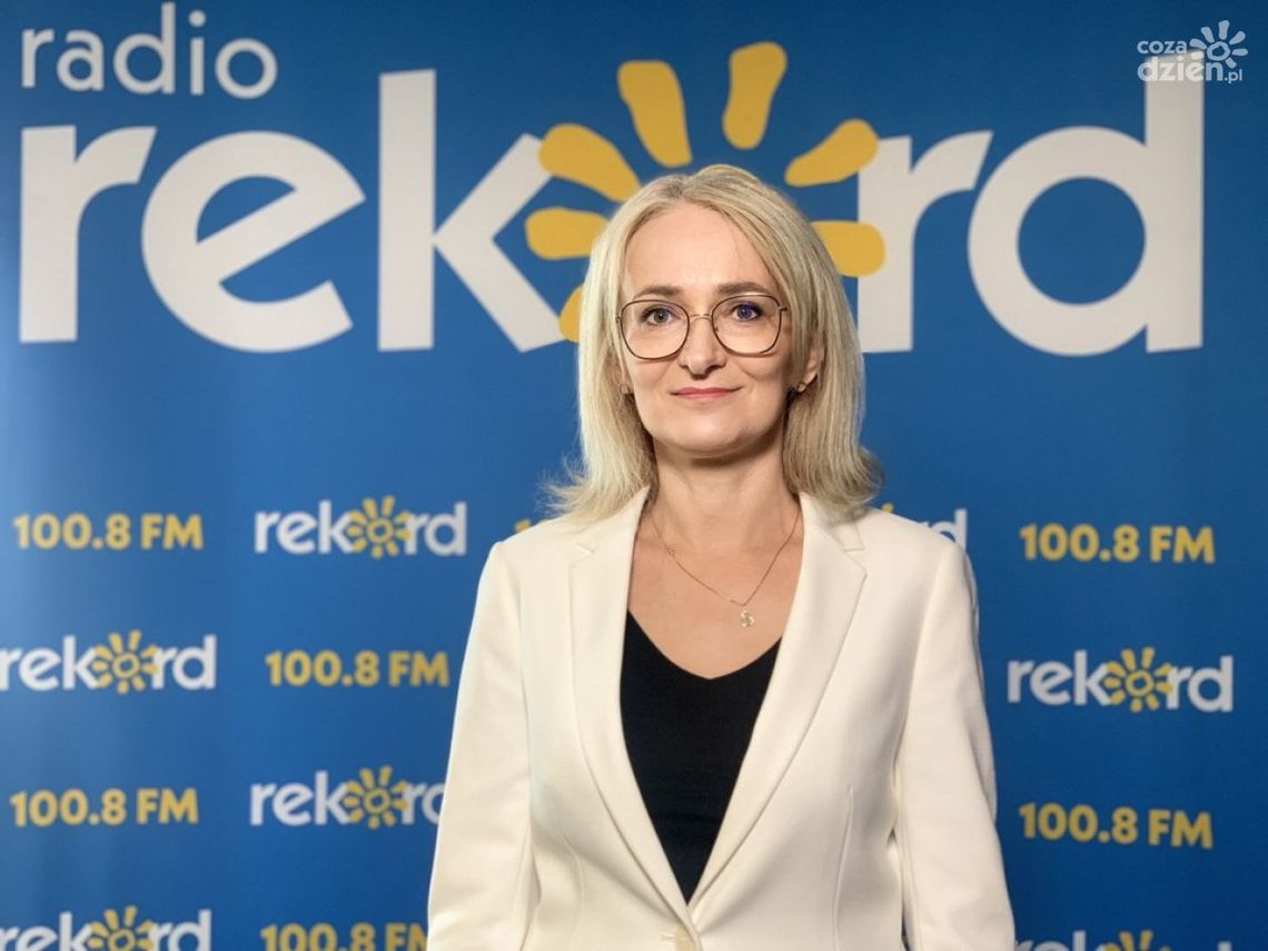 A. Marcinkowska: Warto korzystać ze sztucznej inteligencji, ale też zachować czujność A. Marcinkowska: Warto korzystać ze sztucznej inteligencji, ale też zachować czujność