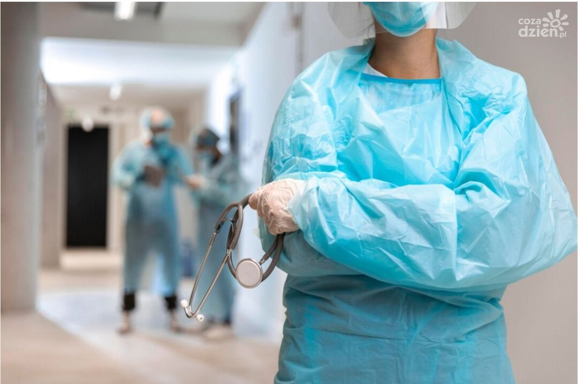 Agresywny pacjent zaatakował personel szpitala w Kielcach Agresywny pacjent zaatakował personel szpitala w Kielcach