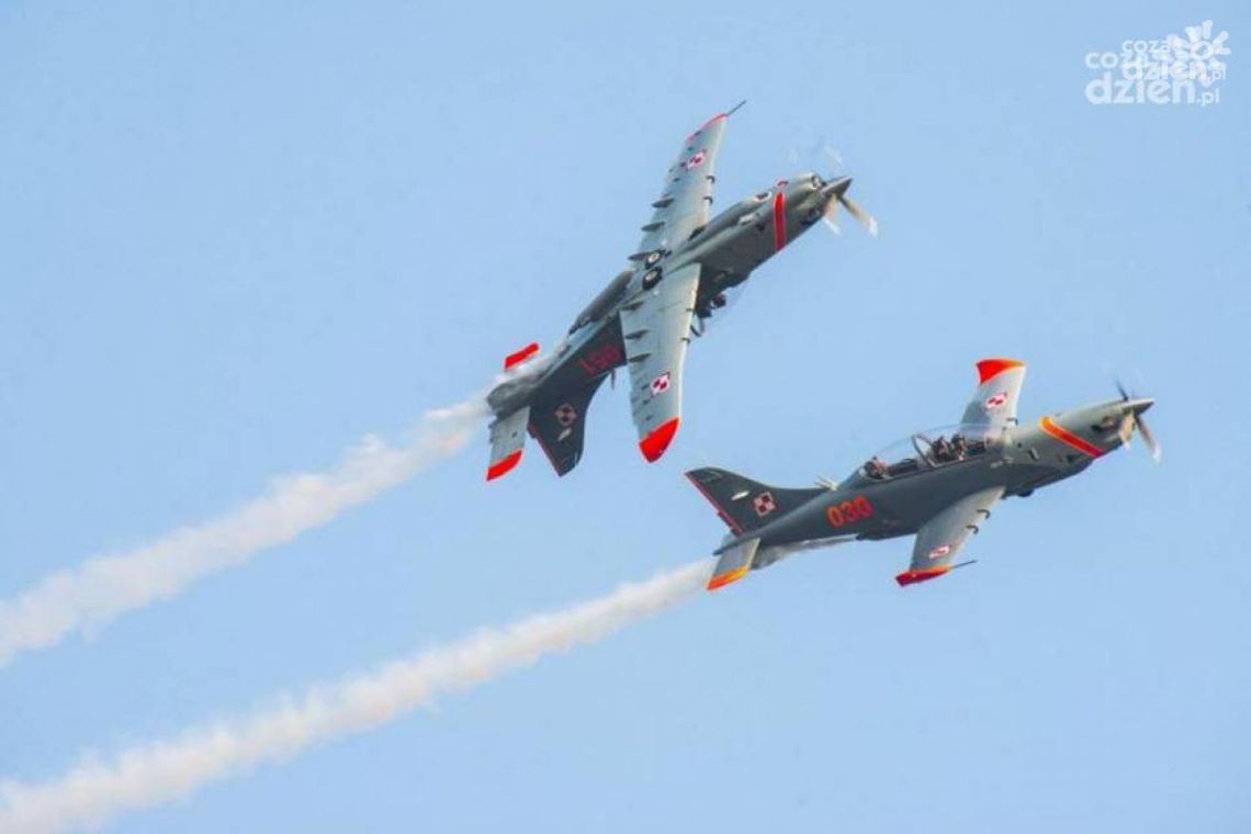 AIR SHOW - gigantyczne pokazy lotnicze blisko Ostrowca