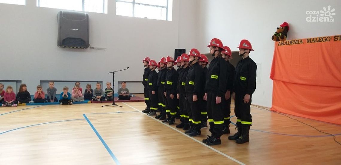 "Akademia Małego Strażaka" w Bałtowie "Akademia Małego Strażaka" w Bałtowie