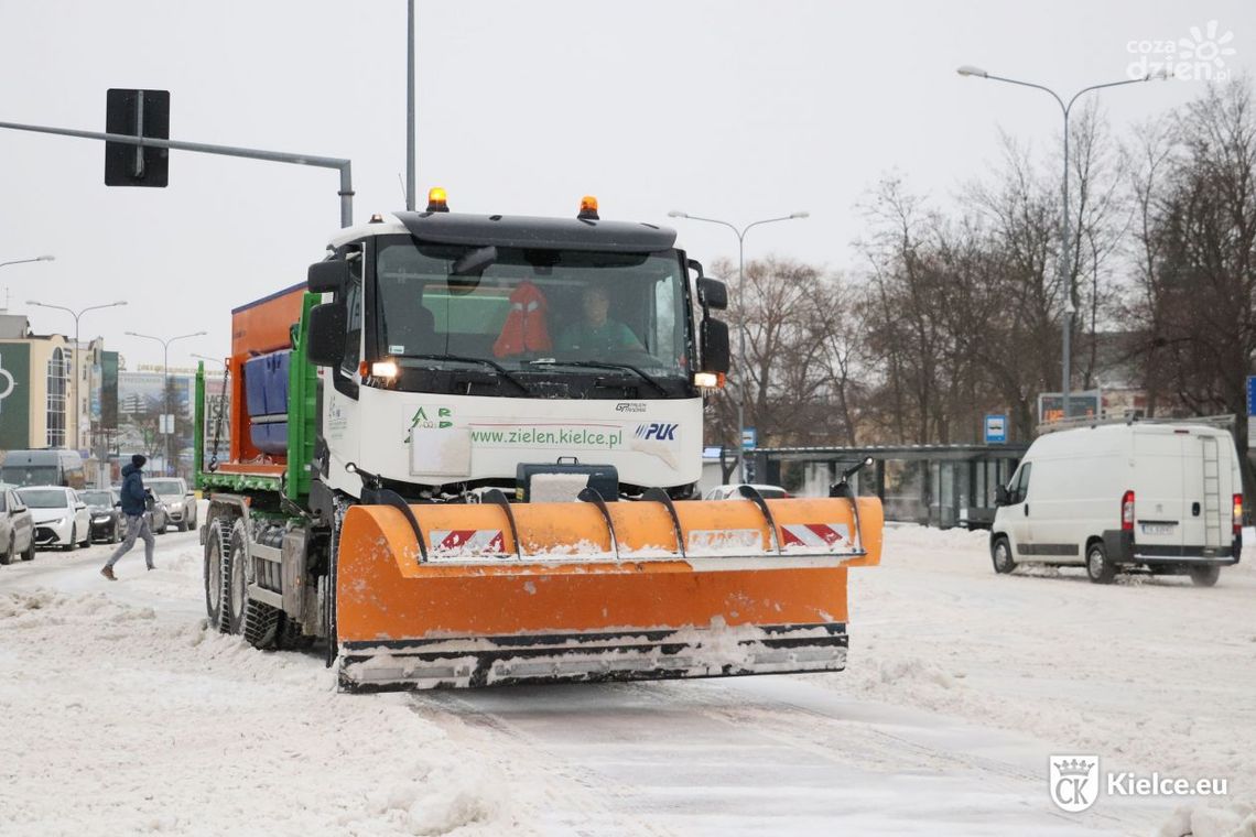 Akcja zima. Gdzie interweniować w sprawie odśnieżania dróg? Akcja zima. Gdzie interweniować w sprawie odśnieżania dróg?