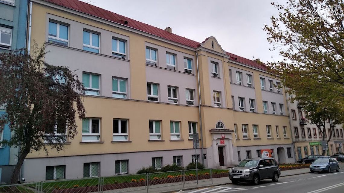 Alarm bombowy w kieleckiej szkole 