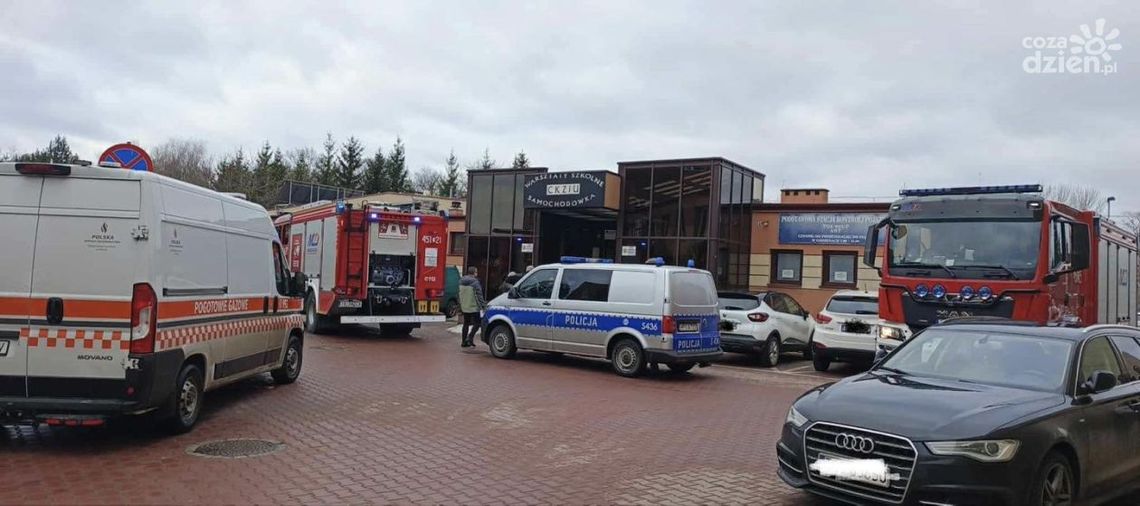 Alarm w CKZiU w Ostrowcu Św. Ewakuacja po wyczuciu gazu Alarm w CKZiU w Ostrowcu Św. Ewakuacja po wyczuciu gazu